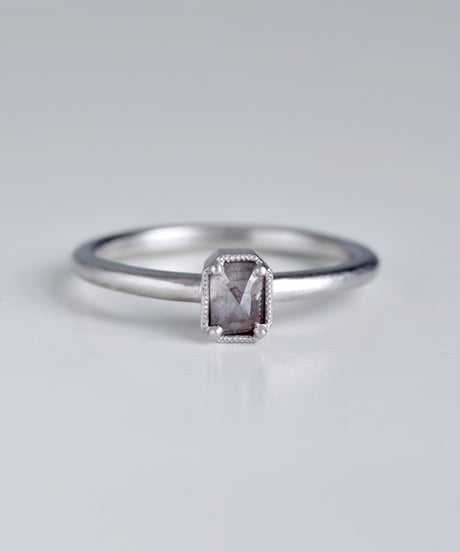 One of a kind / Diamond Ring ＜PT＞ - R435CPT