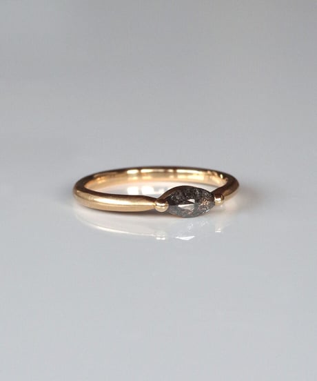 One of kind / Diamond Ring ＜K18YG＞ - R452CYG