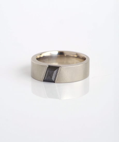 One of kind / Black Diamond ring ＜Pt＞ - R1073PT