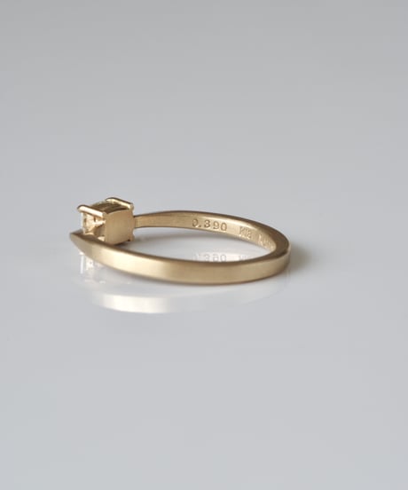 One of kind / Diamond Ring ＜K18YG＞ -R390CYG