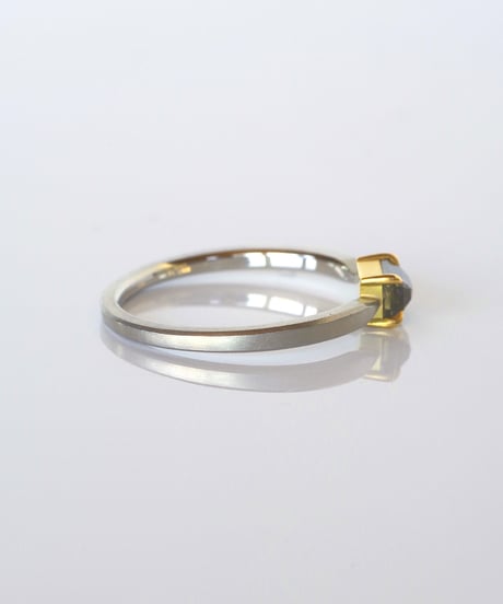 One of kind / Natural Diamond Ring ＜Pt / K18YG＞ - R521PTYG