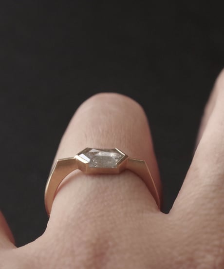 One of kind / Diamond Ring ＜K18YG＞ -R630CYG