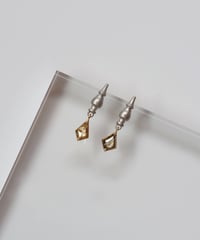 One of a kind / Natural DIAMOND earrings ＜K18YG＞ - ESDPTYG/RMB