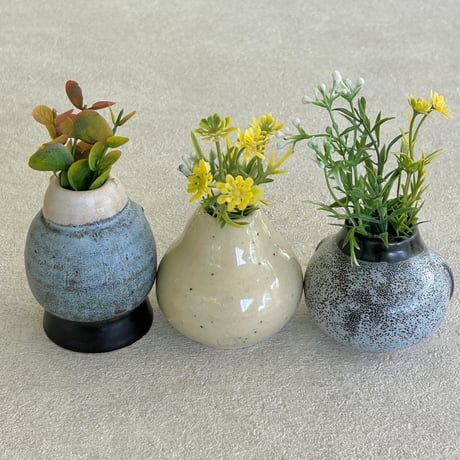 UMESHISO工房 動物たちの花瓶