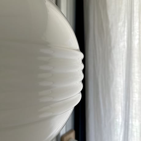 横縞のペンダント照明