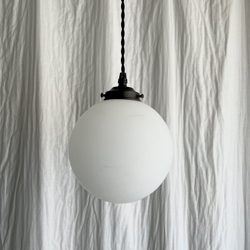 艶消し乳白丸のペンダント照明 | in;E
