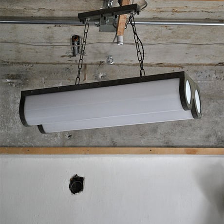 CATEGORY hanging | in;E