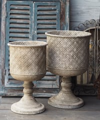 Château Goblet Pot