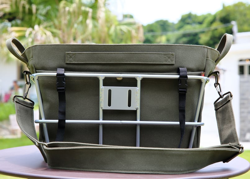 chiiiibag バスケット　カーキ Ch!iiibag チーバッグレザーバスケットカーキ