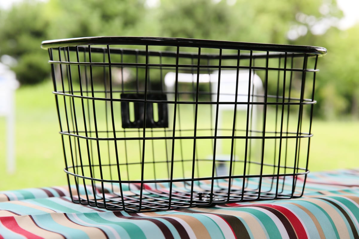 ワイヤークラフト♡赤いほっぺのカントリードール＊バスケット付き＊ ワイヤークラフト♡赤いほっぺのカントリードール＊バスケット付き