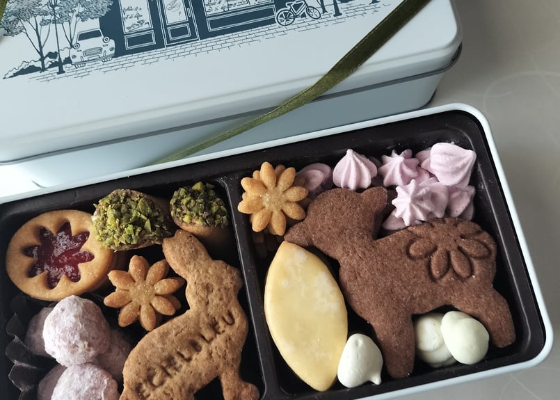 店頭お渡し】春のプティフールセック缶 | LE CIEL BLEU