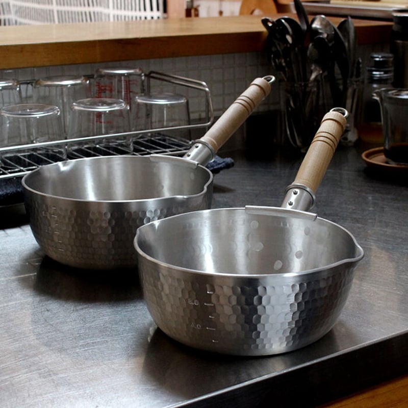 打ち出し厚板雪平鍋 16.5cm目盛付き | だいどこ道具ツチキリ