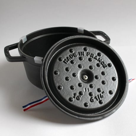 STAUB ストウブ ピコ ココット ラウンド 16cm BK