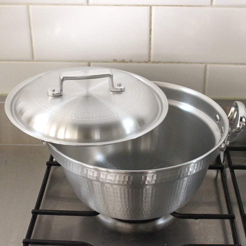 打ち出し厚板 段つきアルミ鍋24cm /木ぶた/アルミふた | だいどこ道具