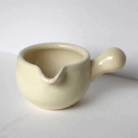 あたため鍋＿小　クリーム／飴（茶）