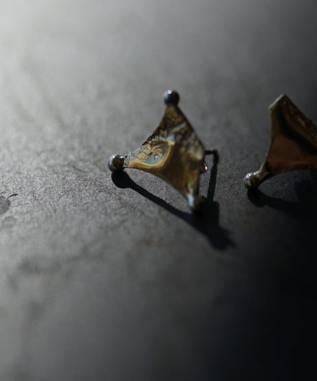 No.428 ホシの破片 pierce