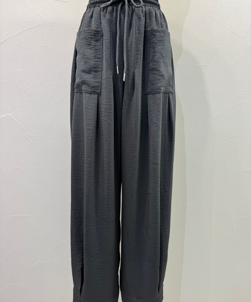 値下げしました【新品タグ付き】CYAN Tokyo サルエルパンツ CYAN toKyo ヘムタックグロッシーイージーPT [610443] | diamo