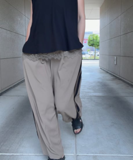 ayane サイドラインバレルレッグパンツ（836612）