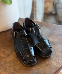 ATELIER BRUGGE   グルカサンダル