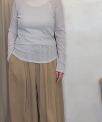 Le vent soufflé. シアーリブデザイントップス（26S-C35）