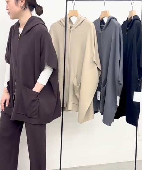 CLOCHE   ニットフードポンチョ[652-85553]