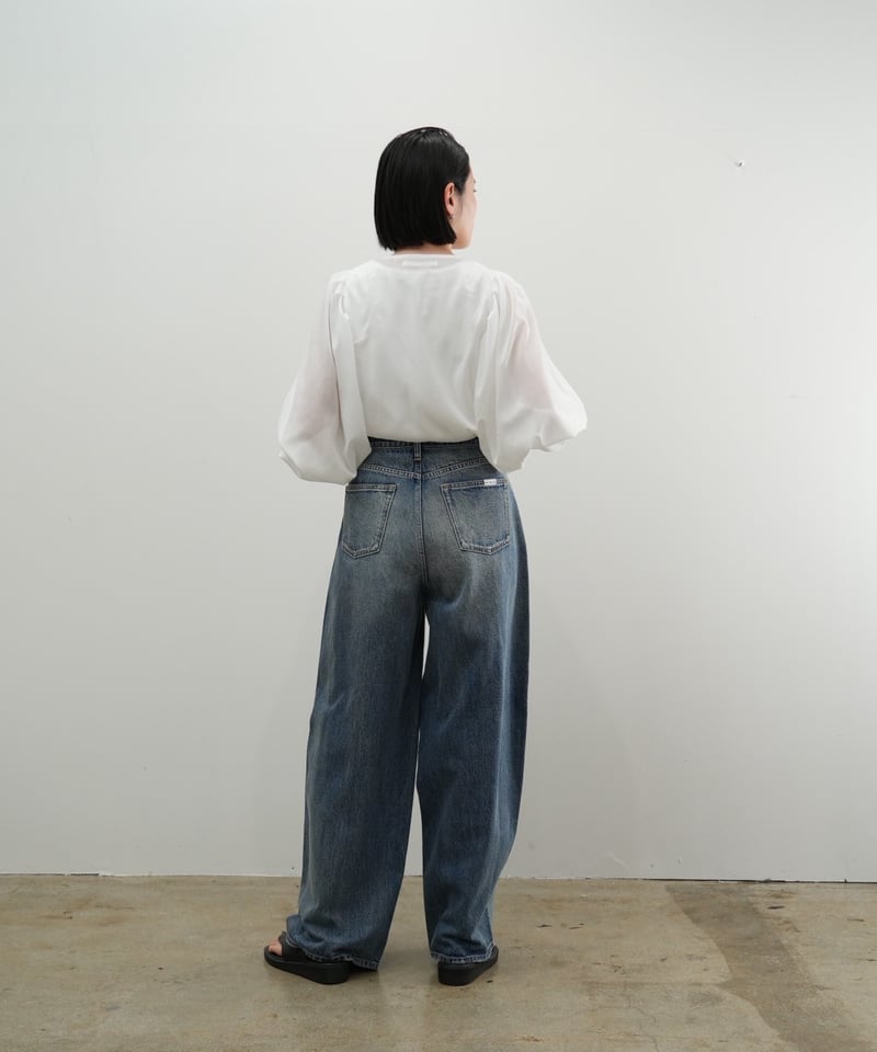 ロラライハリス♡ライトブルーWデニム本革コラボ♡刺繍の三日月ショルダーバッグ♡ ロラライハリス♡ライトブルーWデニム本革コラボ♡刺繍の三日月