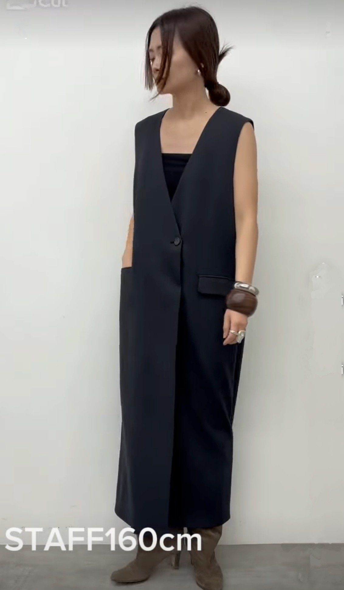 【タグ付き未使用美品】cloche ジャンスカ　チャコール クロシェ CLOCHE（クロシェ）の「FZIPスリットジャンスカ（ジャンパー