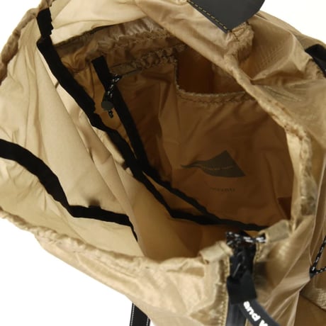 <and wander>hikingb club sil daypack