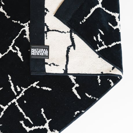 <NATURAL MOUNTAIN MONKEYS> HOTEL BLANKET （Cotton Crack）