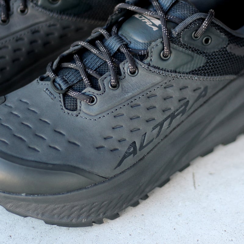 OLYMPUS - 黒華 OLYMPUS 6 HIKE LOW GTX Women's ※サイズ交換片道無料