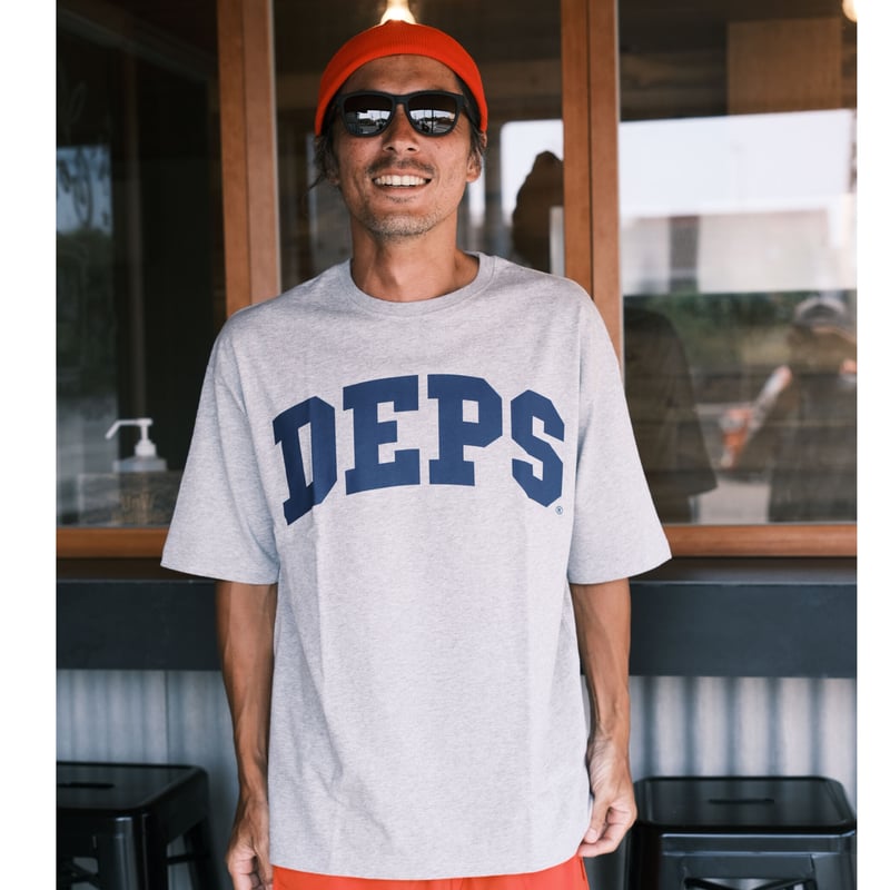 DEPS>deps ARCH LOGO BIG TEE【3colors】 | UNWASTE