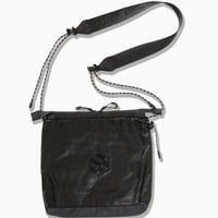 <and wander×handson grip> leather pocket sacoche