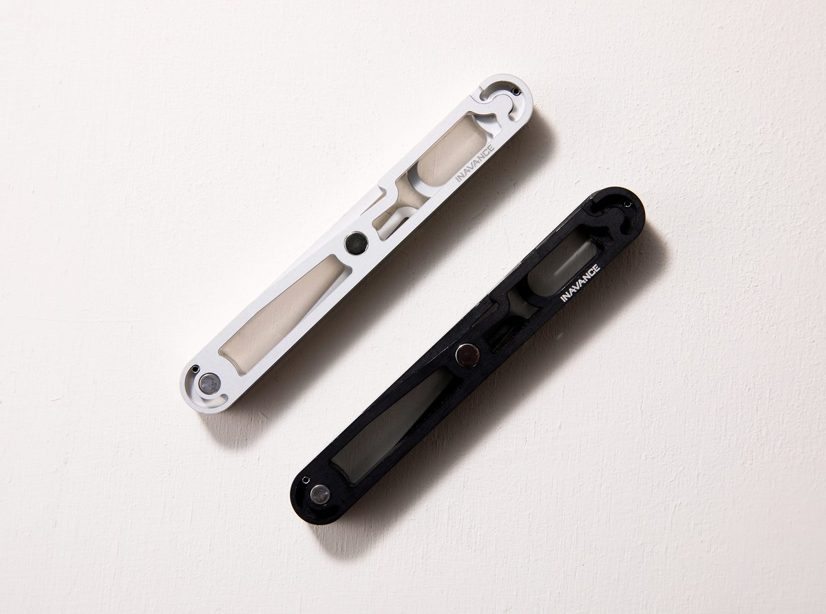 【新品】inavance  イナハンガー　黒 INA HANGER INAVANCE