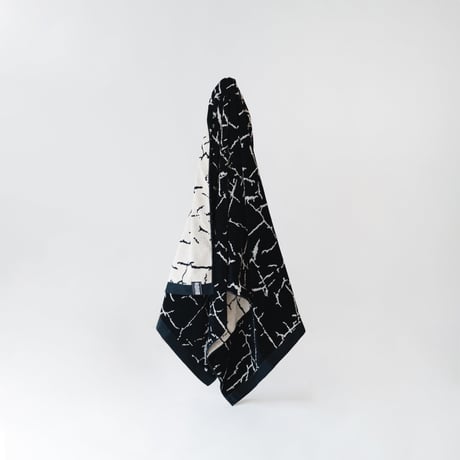 <NATURAL MOUNTAIN MONKEYS> HOTEL BLANKET （Cotton Crack）