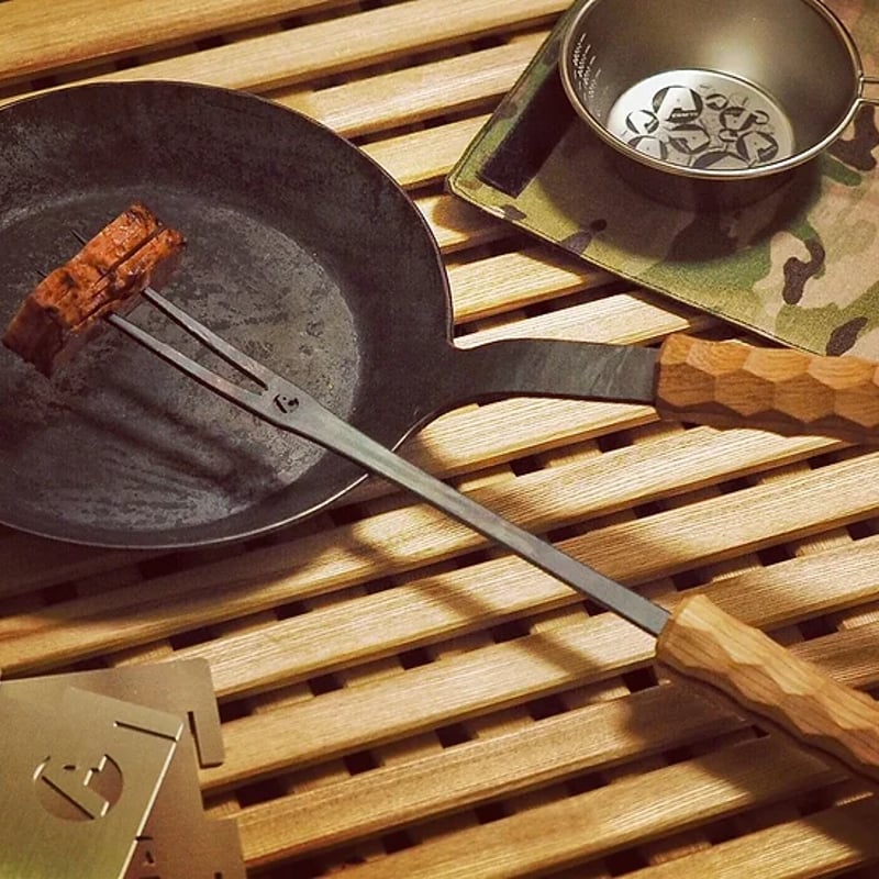 asimocrafts kushi_z_asi アシモクラフツ　クシザシ asimocraftsのローストフォーク「kushi_z_asi」をレビュー！焚き火に