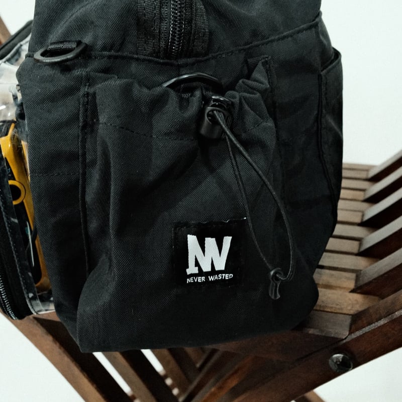 NEVER WASTED PLAYRIP MA-1 ボストンバッグ ブラック NEVER WASTED PLAYRIP MA-1 キャリーオン対応ミドルサイズバッグ
