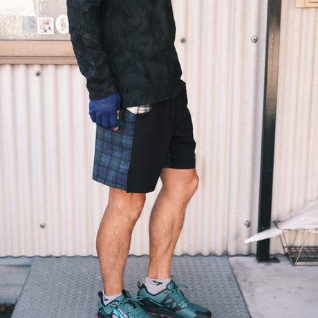 <ranor | ラナー>  TARTAN CHECK CRAZY MIDDLE SHORTS  BLACK