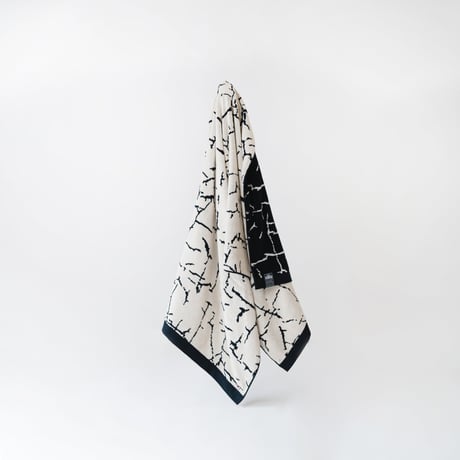 <NATURAL MOUNTAIN MONKEYS> HOTEL BLANKET （Cotton Crack）