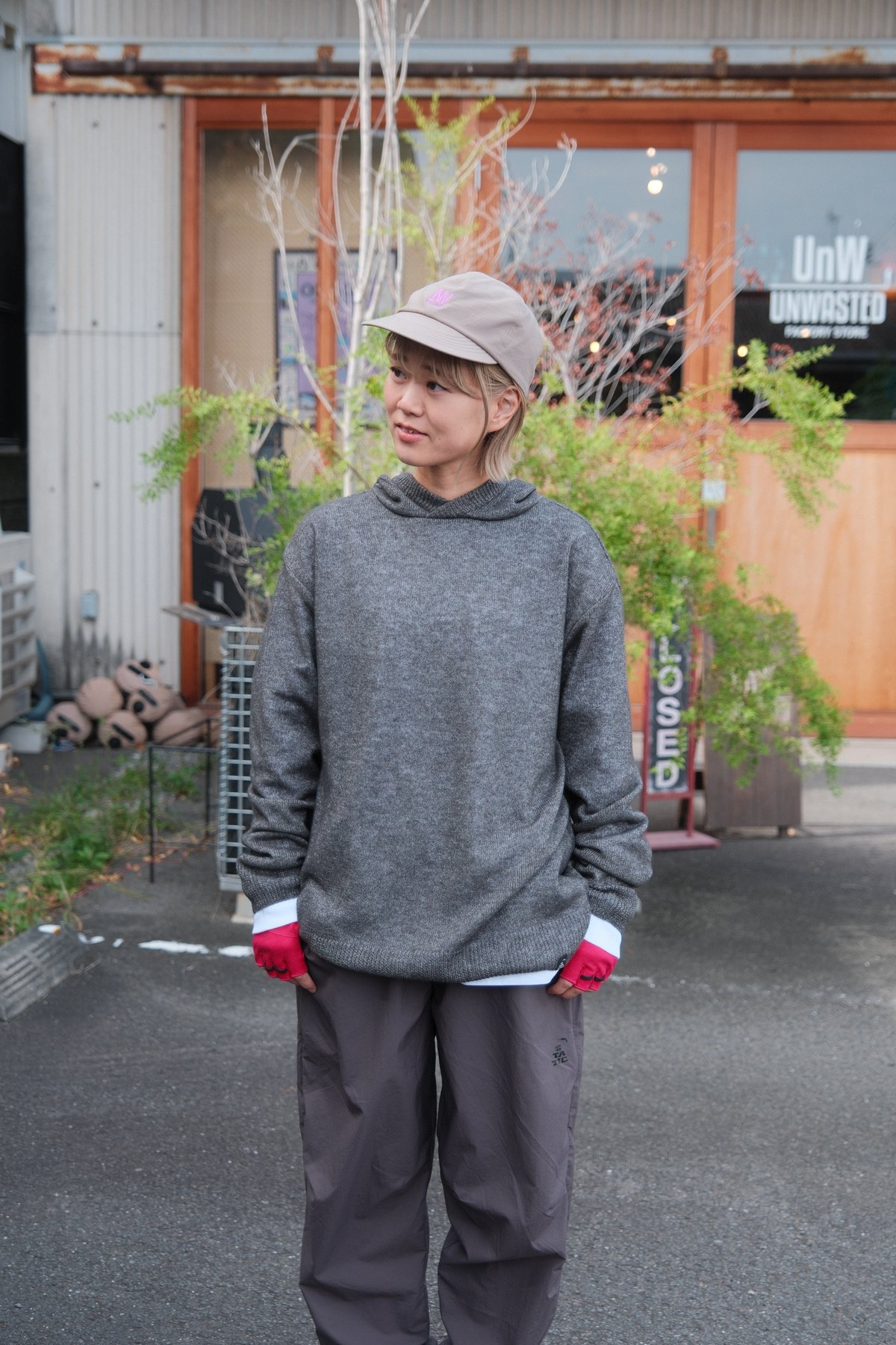 STATIC>ROAR RELAX HOODY(ロアー リラックス フーディ) | UNWA