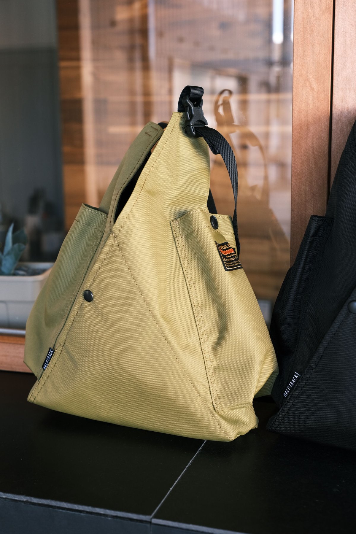 HALF TRACK PRODUCTS > +u【small】 | UNWASTED |
