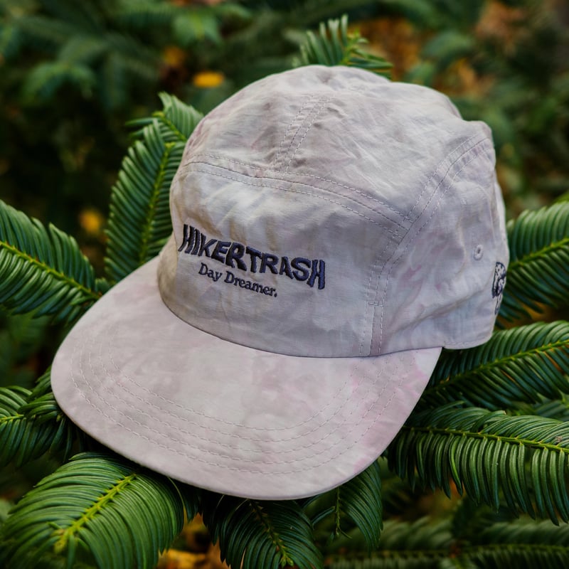 美品 ハイカートラッシュ HIKER TRASH DAYDREAMER NYLON JET CAP MOODY BLUE キャップ 帽子 軽量 トレッキング 登山 アウトドア HIKER TRASH DAYDREAMER NYLON JET CAP (MOODY BLUE) – BICYCLE STUDIO