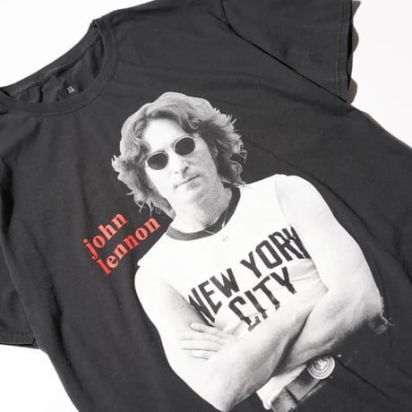 <THRIFTY LOOK > THRIFTY "JOHN LENNON" TEE