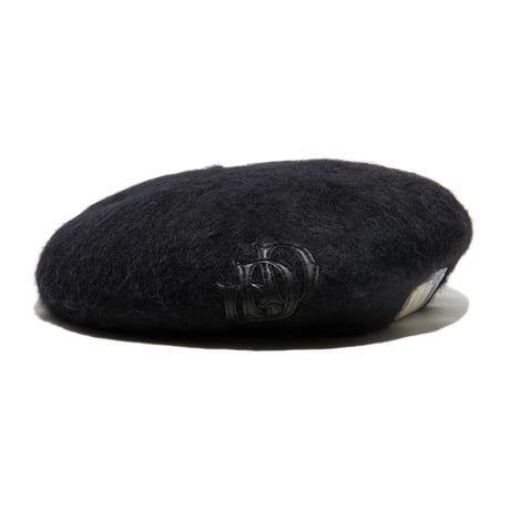 <THE H.W DOG&CO.>LEATHER WAPPEN FLUFFY BERET 【2colors】