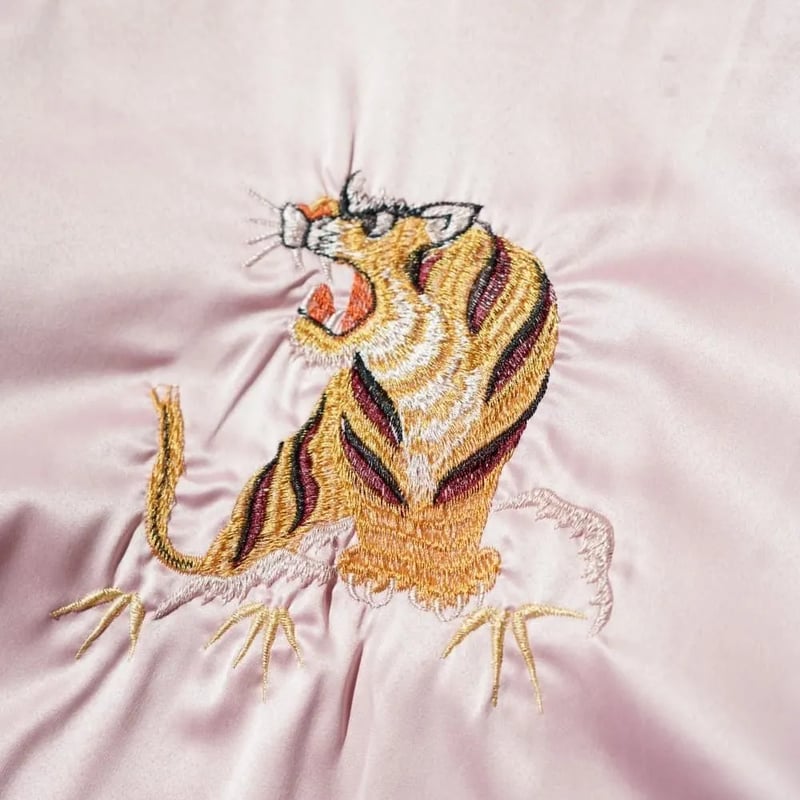 THRIFTY LOOK > SNAKE & SKULL SOUVENIR BLOUSON