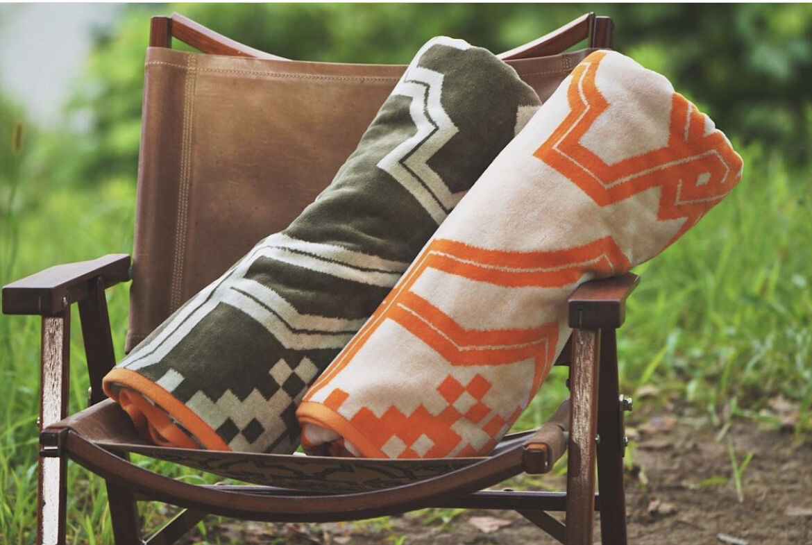 店頭販売のみ】〈old sea〉Towel blanket【2colours】 | UNWA