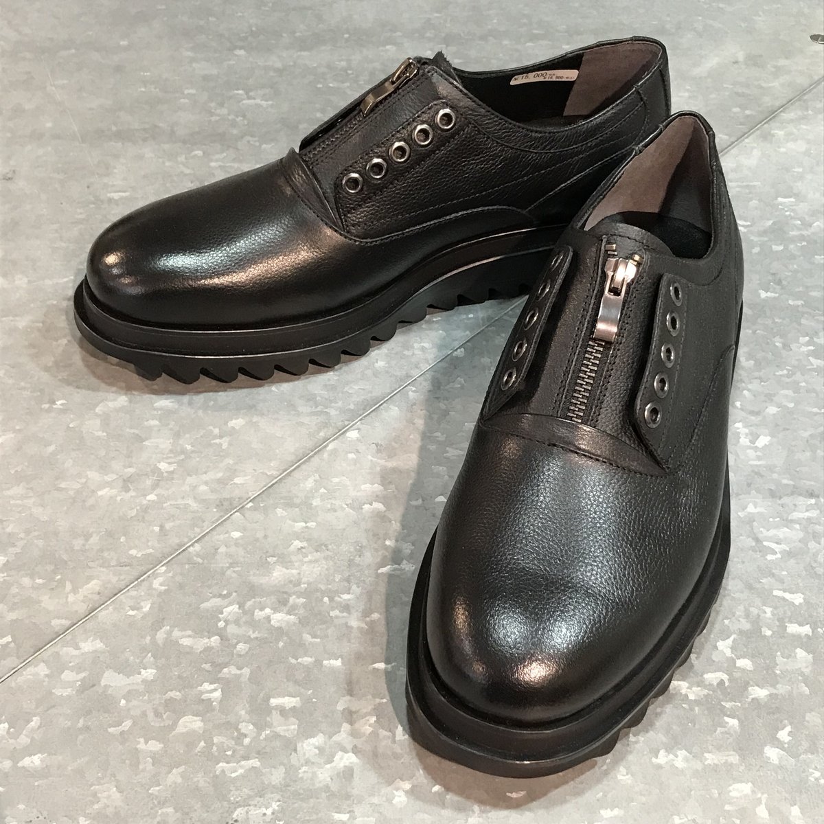 VARISISTA Global Studio センター オックスフォード シャーク VARISISTA Global Studio センター オックスフォード シャーク