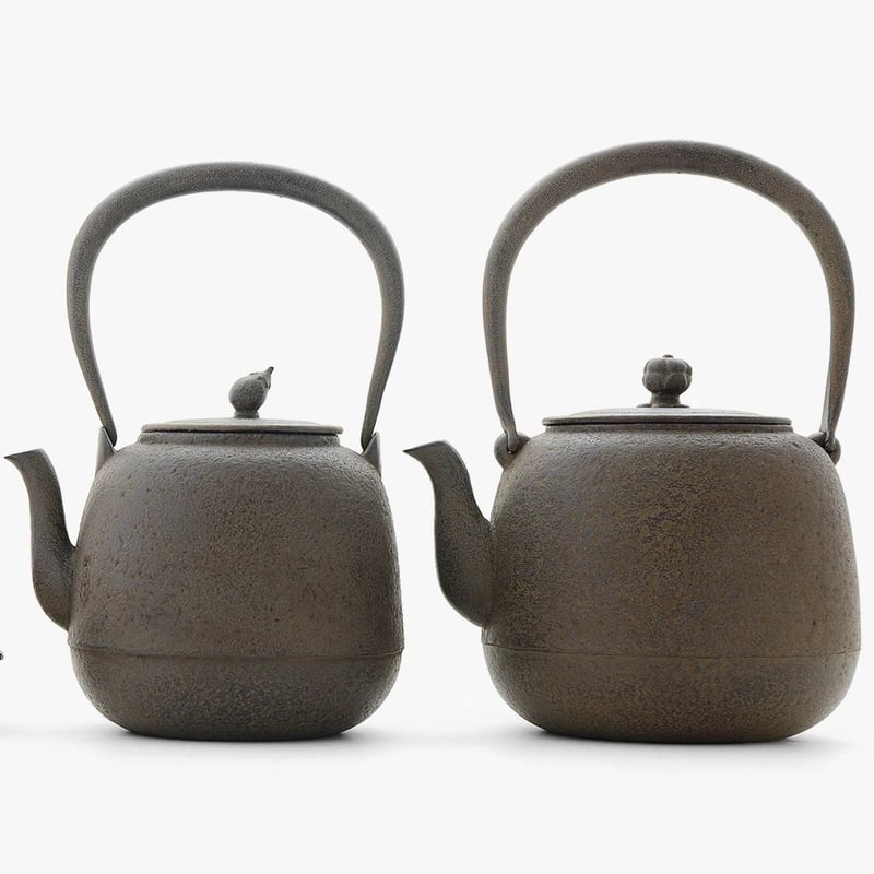 【未使用品】長文堂　大型鉄瓶　南部鉄瓶　鉄瓶 未使用、長期保管品 南部三厳堂 25型アラレ 南部鉄瓶 南部鉄器