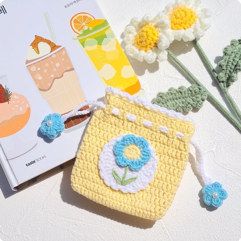knit mini pouch | Somsatang