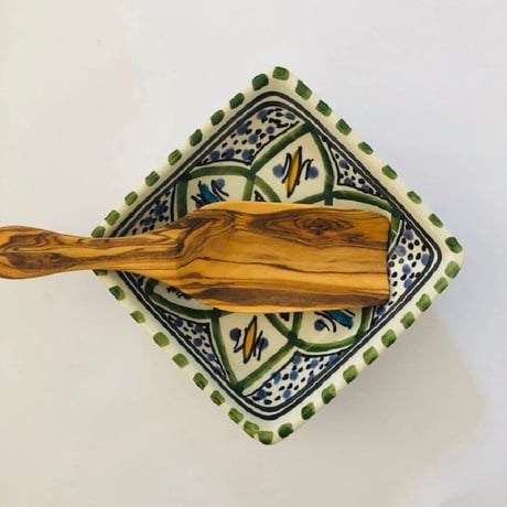 オリーブの木　お料理好きさんにもってこいのキッチン用品　サクッとすくえるスパイススプーン　約15cm