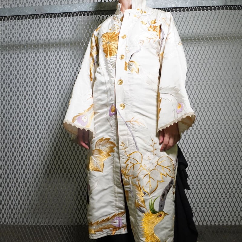 色打掛　金　飾りフサ　十二単衣　宝相華紋　鳳凰　花嫁衣装　婚礼衣装　25 色打掛 金 飾りフサ 十二単衣 宝相華紋 鳳凰 花嫁衣装 婚礼